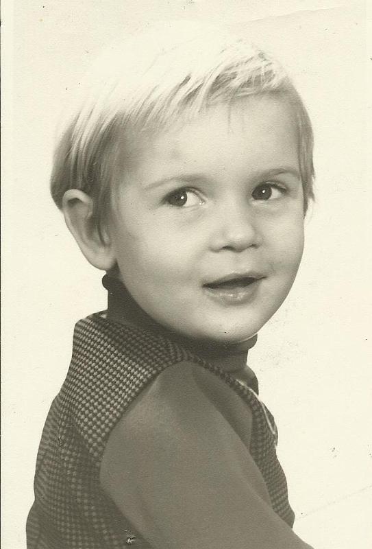 10_2Moni_Kinderportrait.jpg