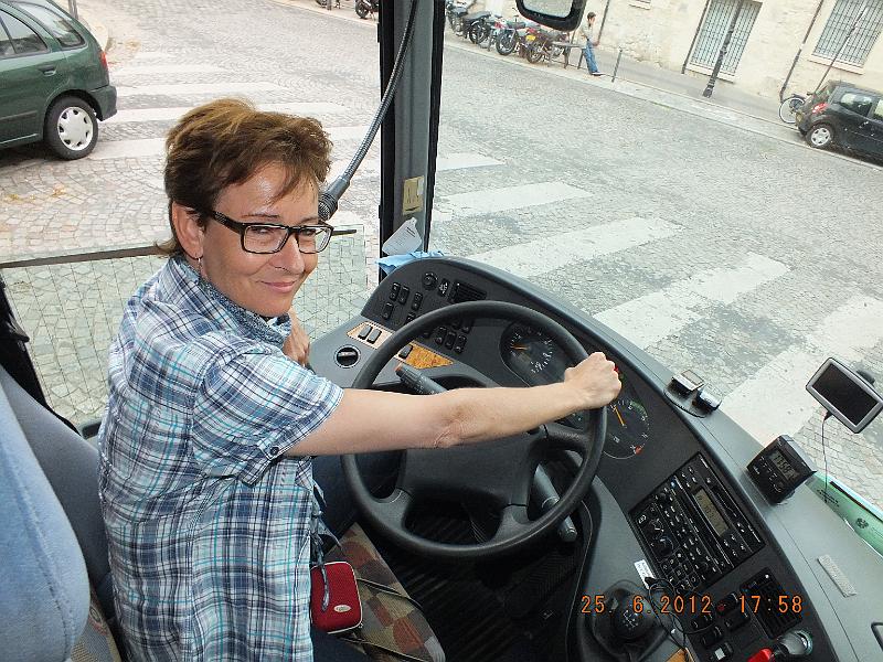 1206busfahrerin.jpg